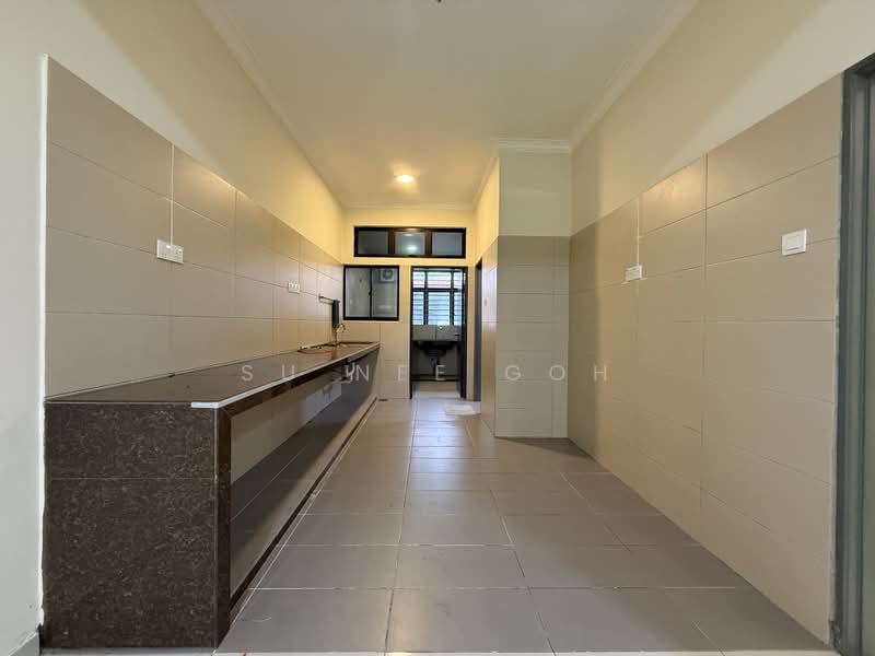 2-storey Terraced House for Rent in Bandar Tasik Puteri (Rawang) - Su Nee Goh - Kitchen - PropertyGuru.com.my