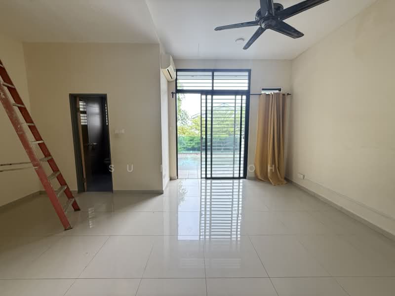 2-storey Terraced House for Rent in Bandar Tasik Puteri (Rawang) - Su Nee Goh - Living Room - PropertyGuru.com.my