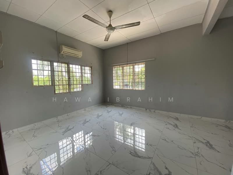 1.5-storey Terraced House for Sale in Bandar Bukit Raja (Klang) - Hawa Ibrahim - Interior - PropertyGuru.com.my