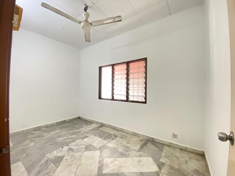 1.5-storey Terraced House for Sale in Bandar Bukit Raja (Klang) - Hawa Ibrahim - Interior - PropertyGuru.com.my