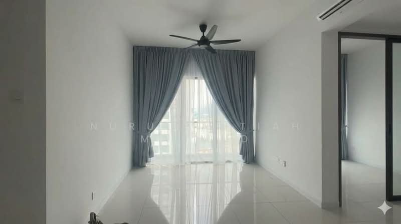 Kondominium untuk Disewa di The Valley Residences @ SkySierra - Nurulbahtiah Mahmud - Living Room - PropertyGuru.com.my