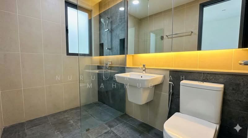 Kondominium untuk Disewa di The Valley Residences @ SkySierra - Nurulbahtiah Mahmud - Bathroom - PropertyGuru.com.my