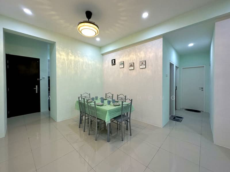 Condominium for Rent at The Cove Hillside Residence - Ainsley Thong - Dining Room - PropertyGuru.com.my