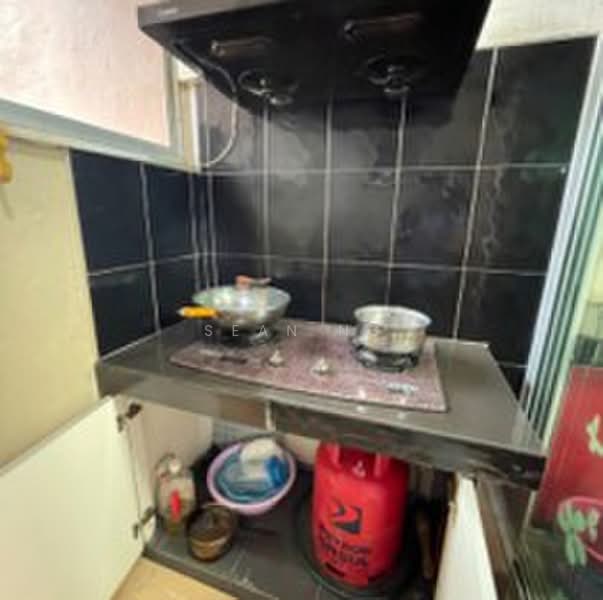 Condominium for Rent at Dynasty Garden Condominium - Sean Ng - Kitchen - PropertyGuru.com.my