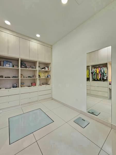 Cluster House for Sale in Taman Gaya (Ulu Tiram) - Han Yong Ang - Interior - PropertyGuru.com.my