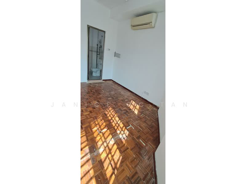 Rumah Teres 2 Tingkat untuk Dijual di Taman Wawasan (Puchong) - Janice CC Tan - Bathroom - PropertyGuru.com.my