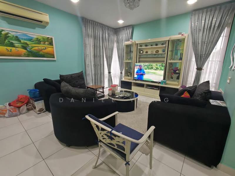 Cluster House for Sale in Setia Tropika (Johor Bahru) - Daniel Yong - Living Room - PropertyGuru.com.my