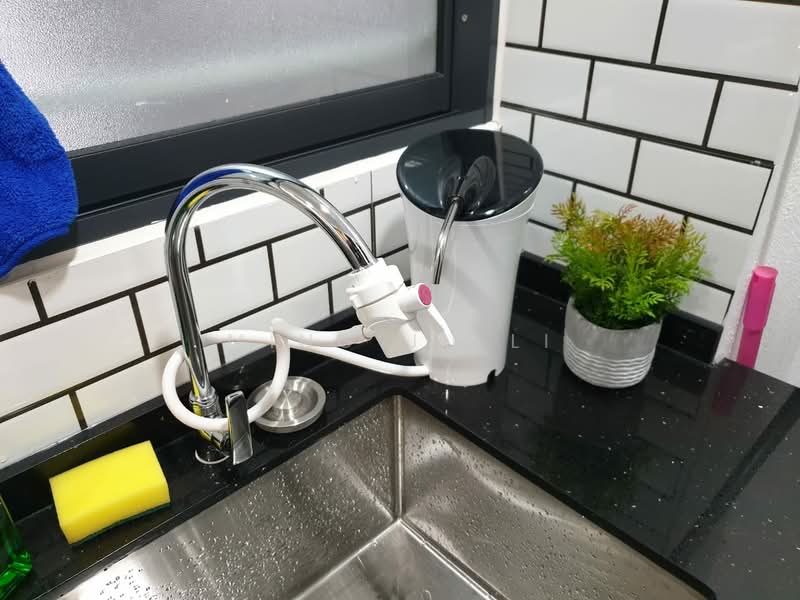 Servis Apartment untuk Disewa di KL Traders Square - Ming Ju Li - Kitchen - PropertyGuru.com.my