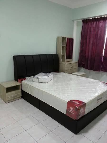 Kondominium untuk Dijual di Main Place Residence - Cindy Ng - Bedroom - PropertyGuru.com.my