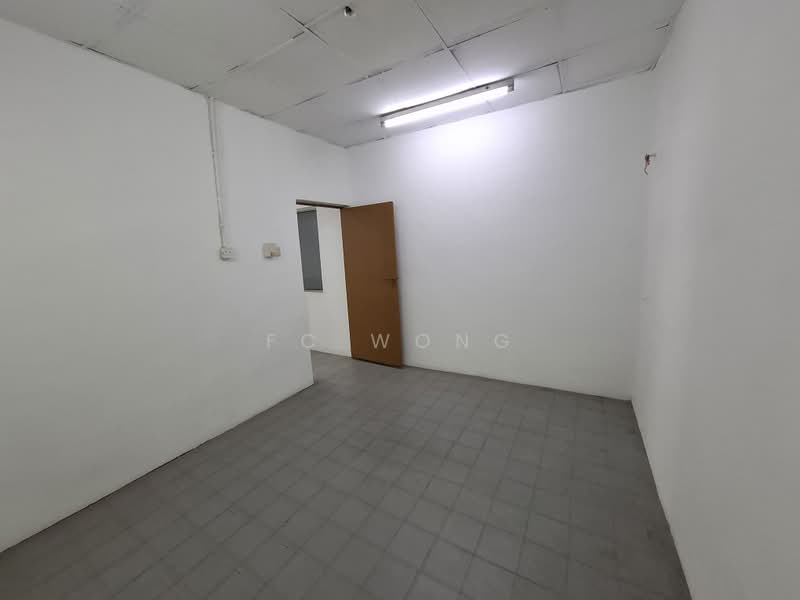 Shop / Office for Rent in SS2 (Petaling Jaya) - FC Wong - Interior - PropertyGuru.com.my