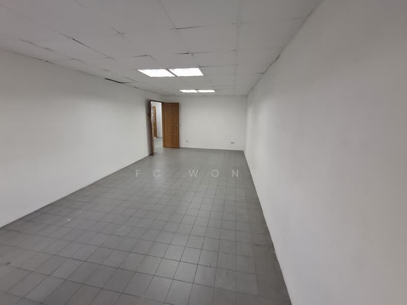 Shop / Office for Rent in SS2 (Petaling Jaya) - FC Wong - Interior - PropertyGuru.com.my