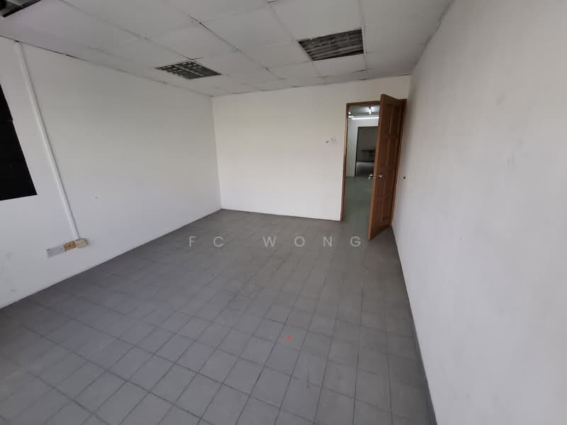 Shop / Office for Rent in SS2 (Petaling Jaya) - FC Wong - Interior - PropertyGuru.com.my