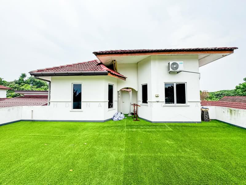 Bungalow for Sale in Kampung Jalan Kebun (Shah Alam) - Mohd Nazri Roslan - PropertyGuru.com.my