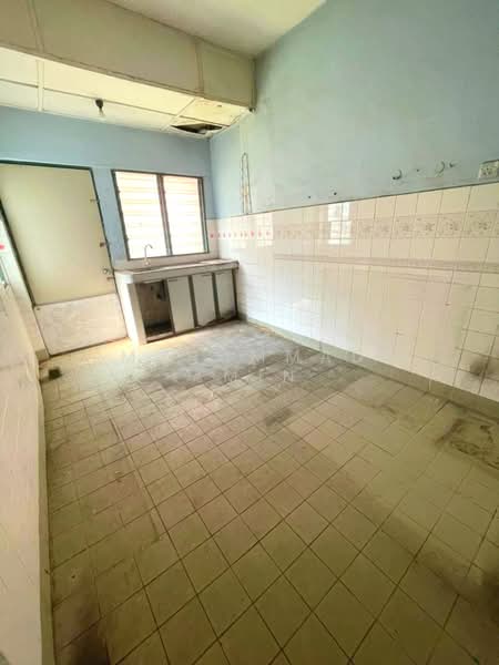 Rumah Teres 2 Tingkat untuk Dijual di Kota Damansara (Selangor) - Muhammad Amin - Kitchen - PropertyGuru.com.my