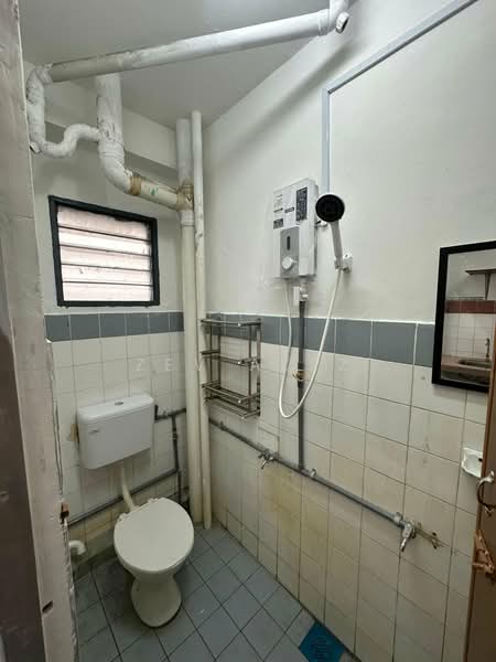 Apartment for Rent at Pangsapuri Damai - Zev Azez - PropertyGuru.com.my
