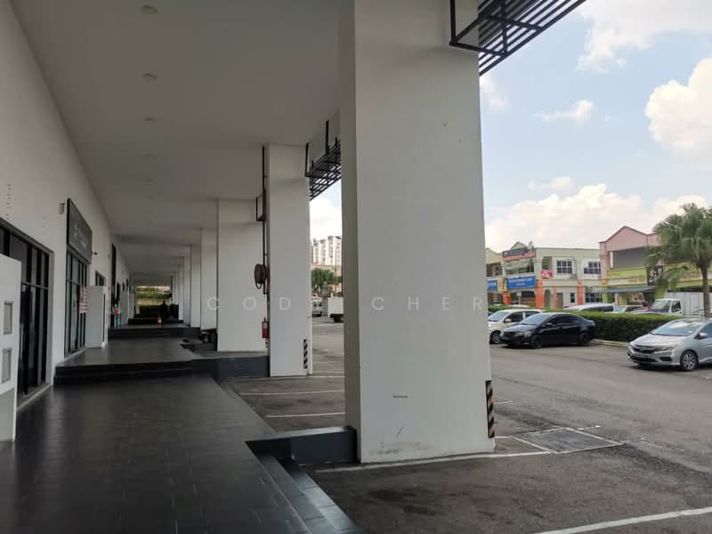 Office for Rent in Pusat Perdagangan Seri Kembangan (Seri Kembangan) - Cody Cher - Exterior - PropertyGuru.com.my
