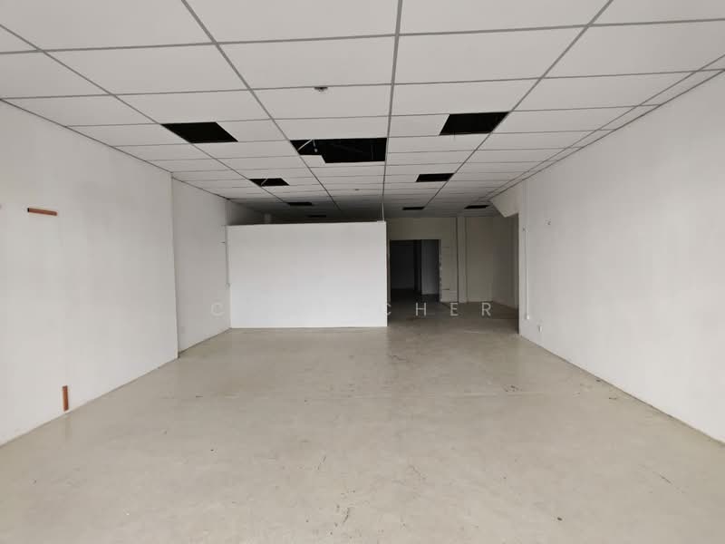 Office for Rent in Pusat Perdagangan Seri Kembangan (Seri Kembangan) - Cody Cher - Interior - PropertyGuru.com.my