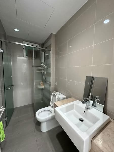 Kondominium untuk Disewa di Scenaria @ North Kiara Hills - Alison Chiu - Bathroom - PropertyGuru.com.my