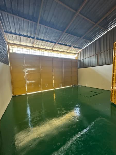 Kilang untuk Disewa di Taman Perindustrian Puchong (Puchong) - Steven Lee - Exterior - PropertyGuru.com.my