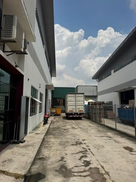 Factory for Sale in Taman Desa Cemerlang (Ulu Tiram) - TY Ng - Exterior - PropertyGuru.com.my