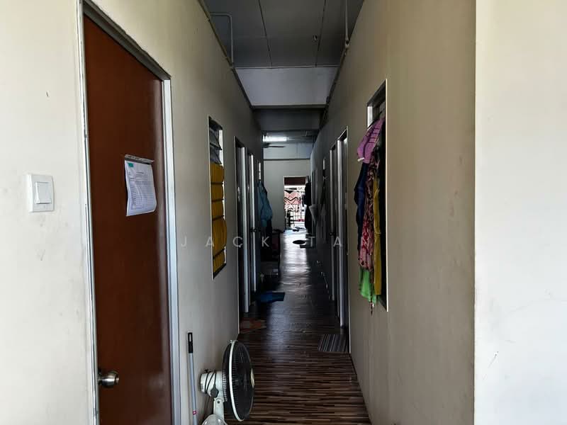 Factory for Sale in Kepong Entrepreneurs Park (Batu) - Jack Tan - Corridor - PropertyGuru.com.my