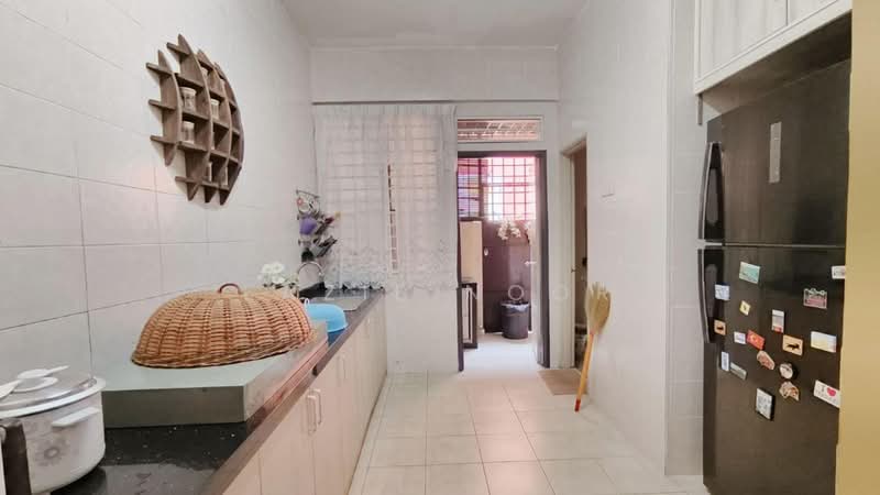 Rumah Teres 2 Tingkat untuk Dijual di Alam Budiman (Shah Alam) - Fazie Noor - Kitchen - PropertyGuru.com.my