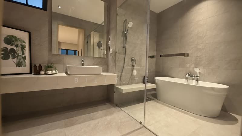 Kondominium untuk Dijual di Waterstone - Billy Teh - Bathroom - PropertyGuru.com.my