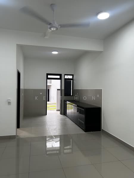 Rumah Teres untuk Disewa di Iskandar Puteri (Nusajaya) (Johor) - Kent Hon - Kitchen - PropertyGuru.com.my