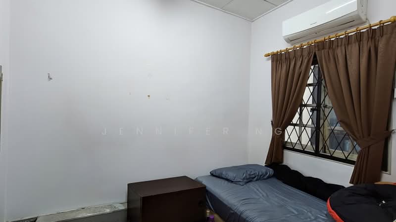 Rumah Teres 2 Tingkat untuk Dijual di Usj 3 (Subang Jaya) - Jennifer Ng - Bedroom - PropertyGuru.com.my