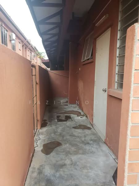 Rumah Teres 2 Tingkat untuk Dijual di Alam Budiman (Shah Alam) - Fazie Noor - Exterior - PropertyGuru.com.my