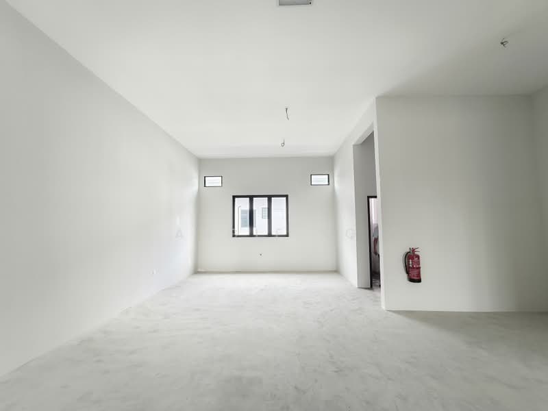 Shop / Office for Sale in Ayer Molek (Melaka) - Angie Ng - Interior - PropertyGuru.com.my