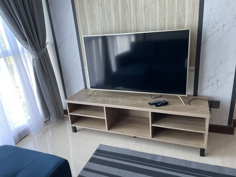Service Residence for Sale at Puteri Cove Residences - Samuel Ngo - Living Room - PropertyGuru.com.my