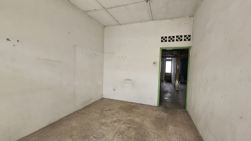 2-storey Terraced House for Sale in Taman Maluri (Cheras) - Sharon Liew - Bedroom - PropertyGuru.com.my