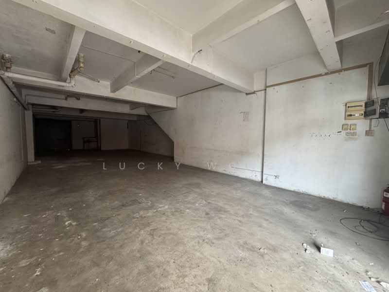 Shop for Sale in Ampang (Selangor) - Lucky Wong - Interior - PropertyGuru.com.my