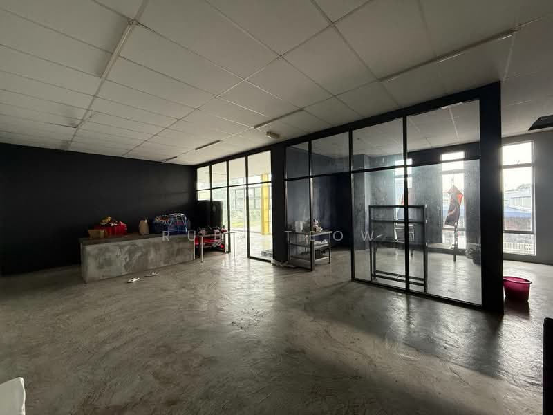 Detached Factory for Rent in Gelang Patah (Johor) - Ruby Teow - Interior - PropertyGuru.com.my
