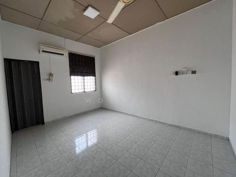 Rumah Teres 2-Tingkat untuk Dijual di Taman Malim Jaya (Bachang) - Woon . - Interior - PropertyGuru.com.my