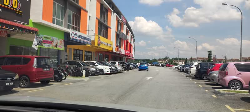 Shop / Office for Rent in Bandar Tasik Puteri (Rawang) - Callista Goh - Exterior - PropertyGuru.com.my