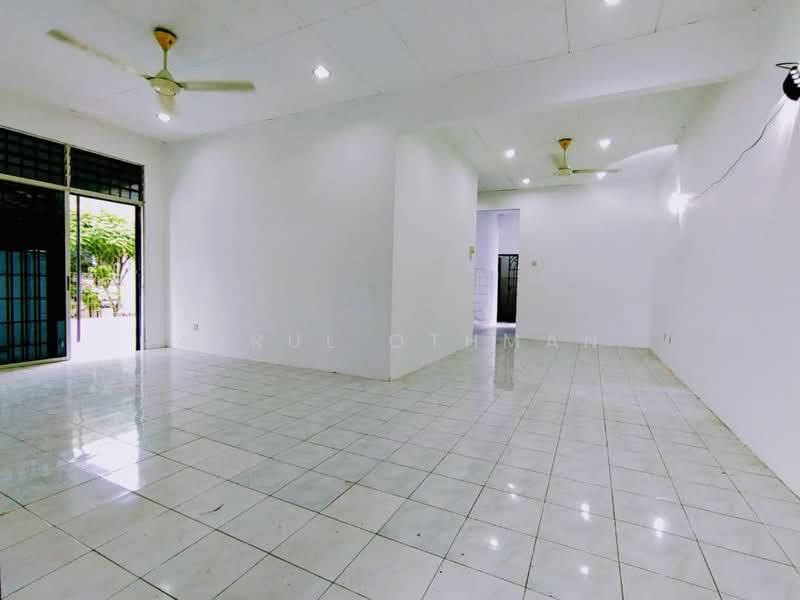 Semi-Detached House for Sale in Senawang (Negeri Sembilan) - Azrul Othman - Interior - PropertyGuru.com.my