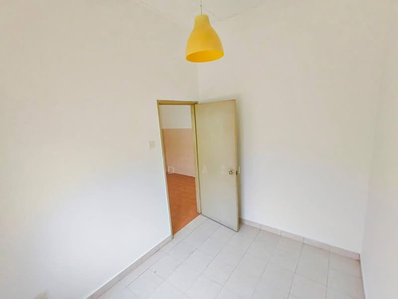 1-storey Terraced House for Sale in Alam Suria (Puncak Alam) - Ajwad Azizan - PropertyGuru.com.my
