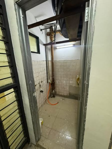 Flat for Sale at Kampung Lindungan PJS 6 - Zack Yahya - PropertyGuru.com.my