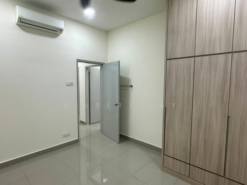 Servis Apartment untuk Disewa di SkyLake Residence - Gilbert Tay - Bedroom - PropertyGuru.com.my