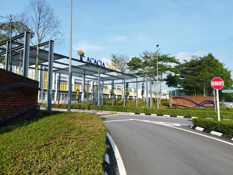 Shop / Office for Rent in Bandar Tasik Puteri (Rawang) - Callista Goh - Exterior - PropertyGuru.com.my