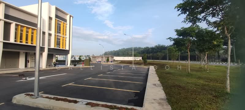 Shop / Office for Rent in Bandar Tasik Puteri (Rawang) - Callista Goh - Exterior - PropertyGuru.com.my