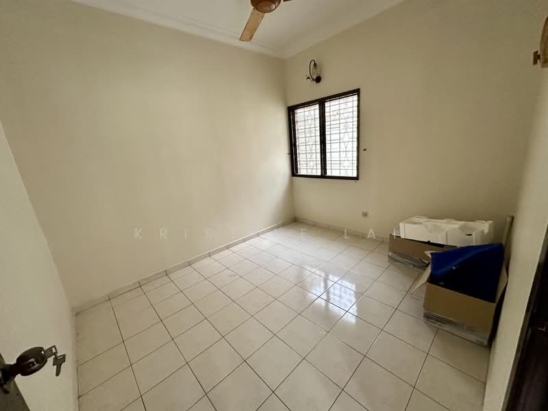2-storey Terraced House for Sale in Bandar Putra Permai (Seri Kembangan) - Christine Lai - Interior - PropertyGuru.com.my