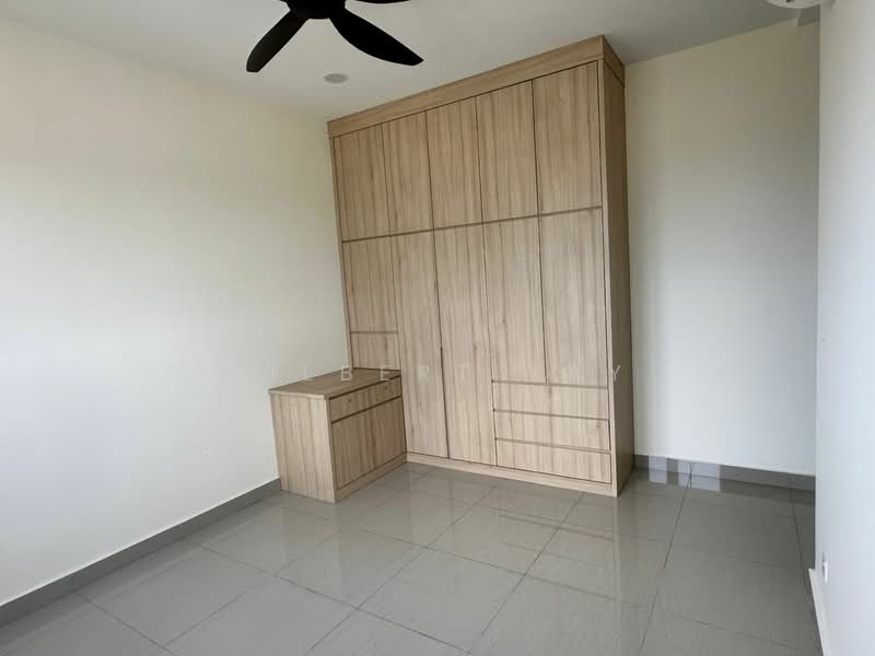 Service Residence for Sale at SkyLake Residence - Gilbert Tay - Interior - PropertyGuru.com.my