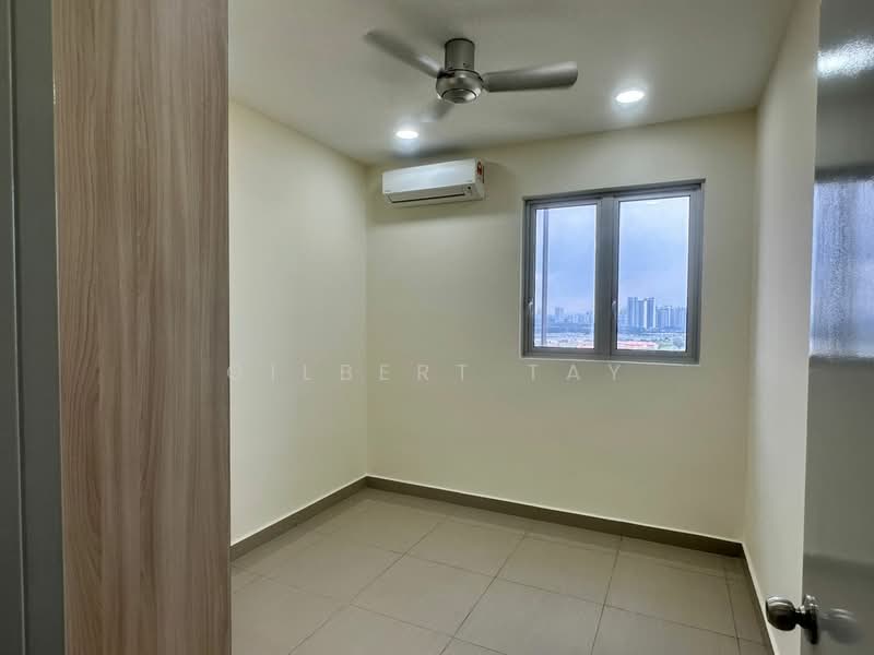 Service Residence for Sale at SkyLake Residence - Gilbert Tay - Interior - PropertyGuru.com.my