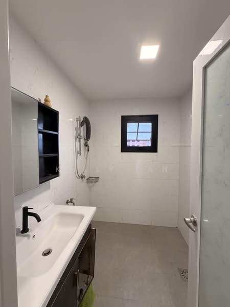 Condominium for Sale at Flora Green - Kelly Tan - Bathroom - PropertyGuru.com.my