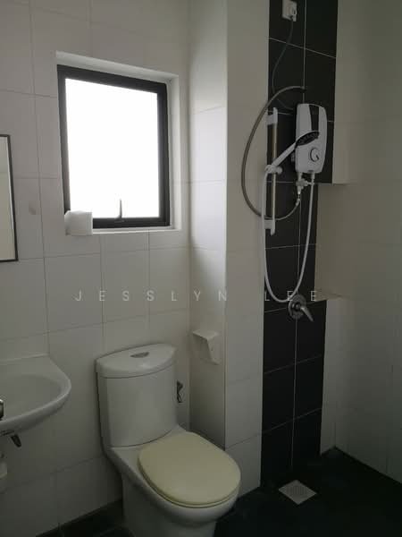 Rumah Berkembar untuk Disewa di Setia Ecohill (Semenyih) - Jesslyn Lee - Bathroom - PropertyGuru.com.my