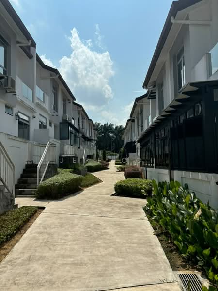 2-storey Terraced House for Sale in Setia Eco Gardens (Gelang Patah) - Jeff Ooi - Exterior - PropertyGuru.com.my