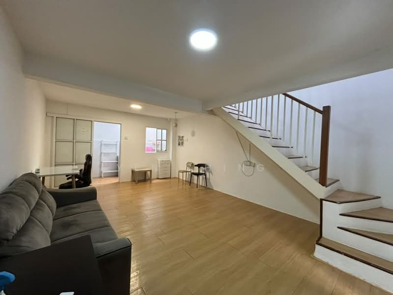 Rumah Teres 2 Tingkat untuk Disewa di Kepong (Kuala Lumpur) - Yen Ching - Living Room - PropertyGuru.com.my